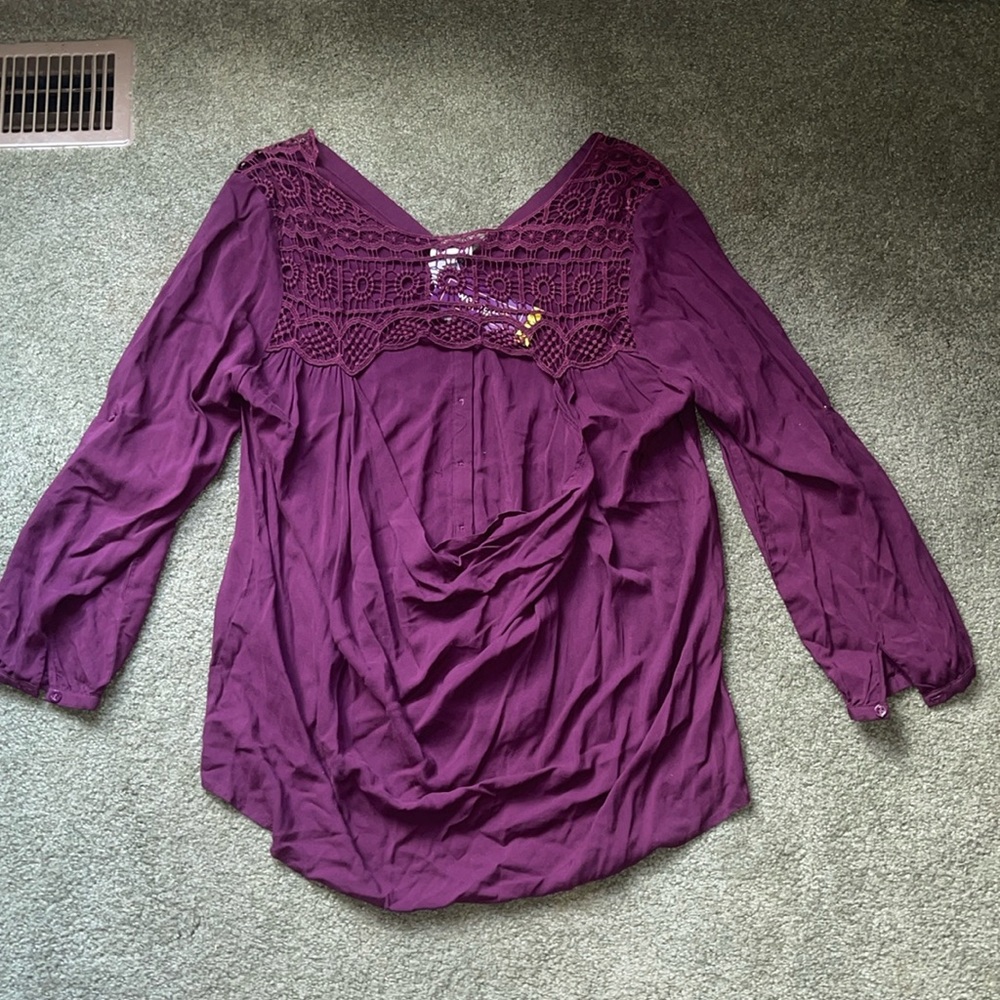 NWT keyhole back convertible sleeves shirt 2x